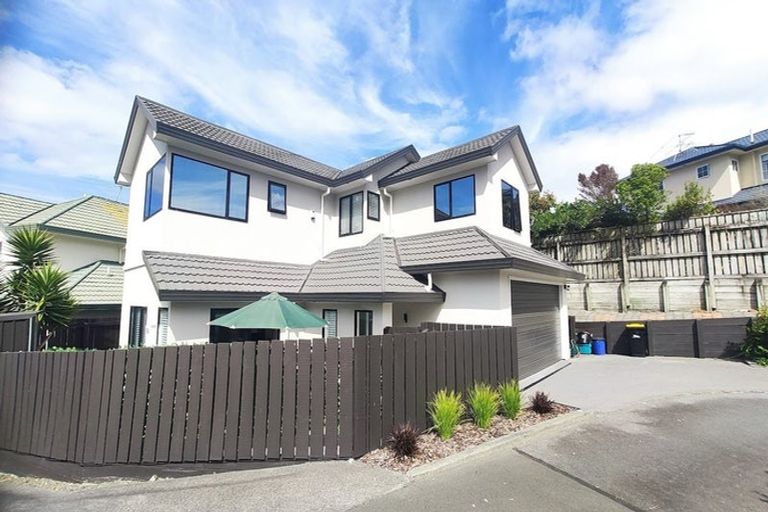 Photo of property in 74 Abilene Crescent, Churton Park, Wellington, 6037