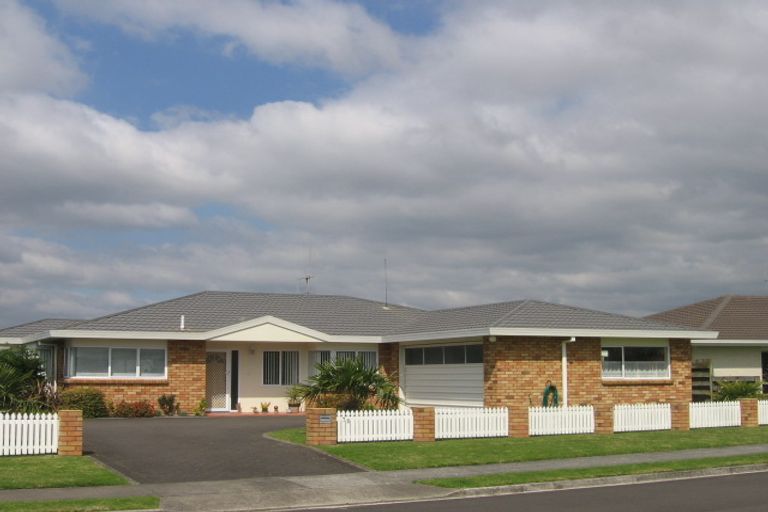 Photo of property in 75 Plateau Heights, Mount Maunganui, 3116
