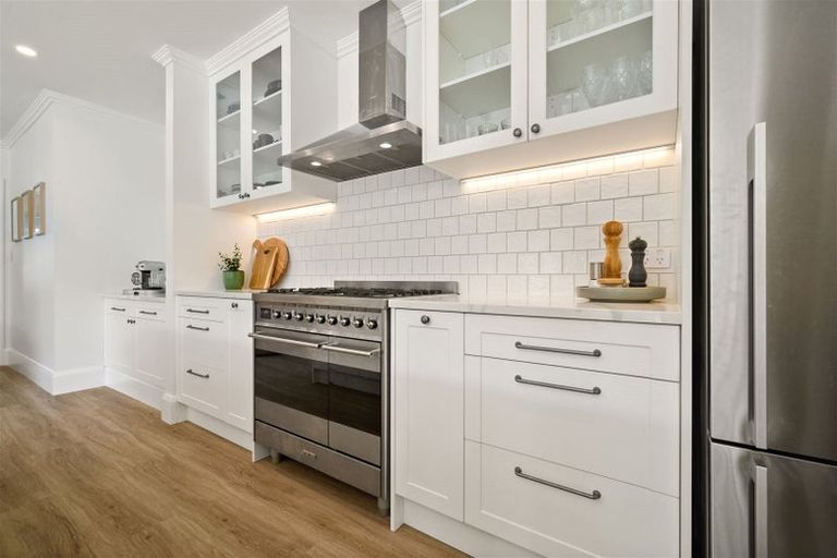 Photo of property in 35 Alpha Avenue, Strowan, Christchurch, 8052