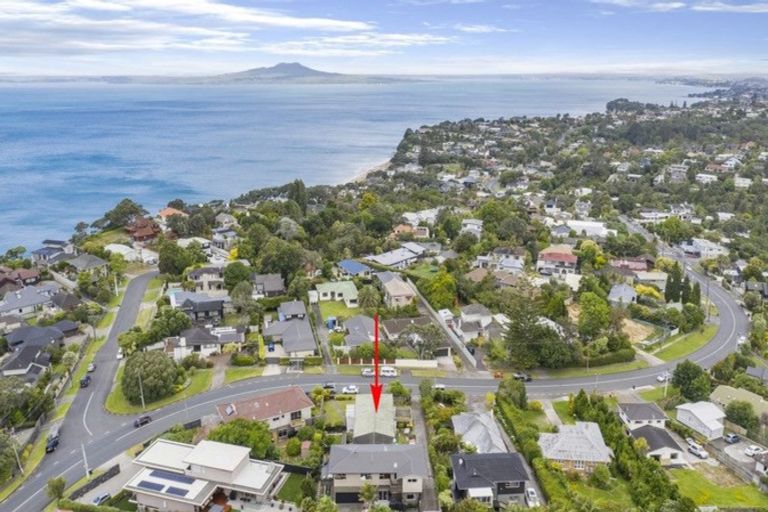 Photo of property in 1/318 Beach Road, Campbells Bay, Auckland, 0630