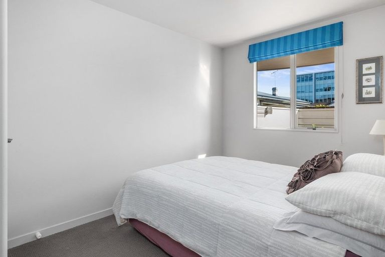 Photo of property in 5/29 Third Avenue, Tauranga, 3110