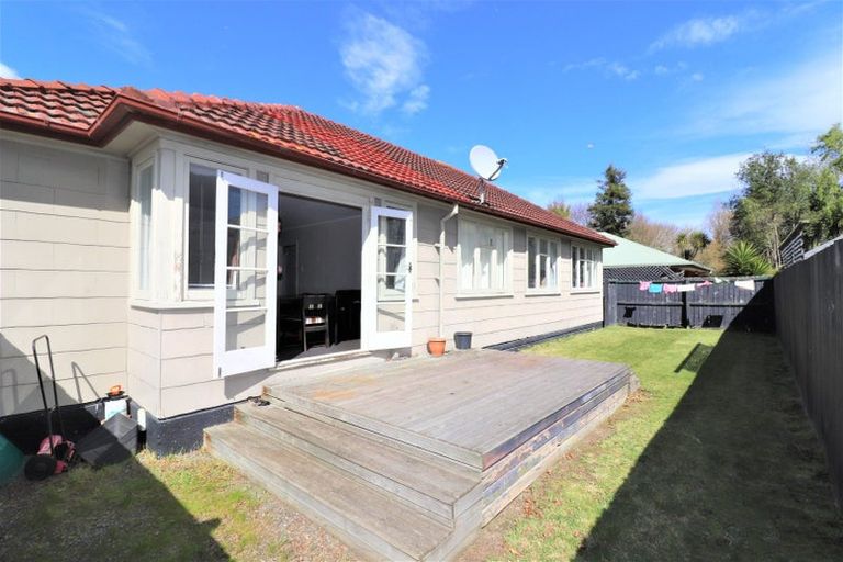 Photo of property in 17 Truman Road, Bryndwr, Christchurch, 8053