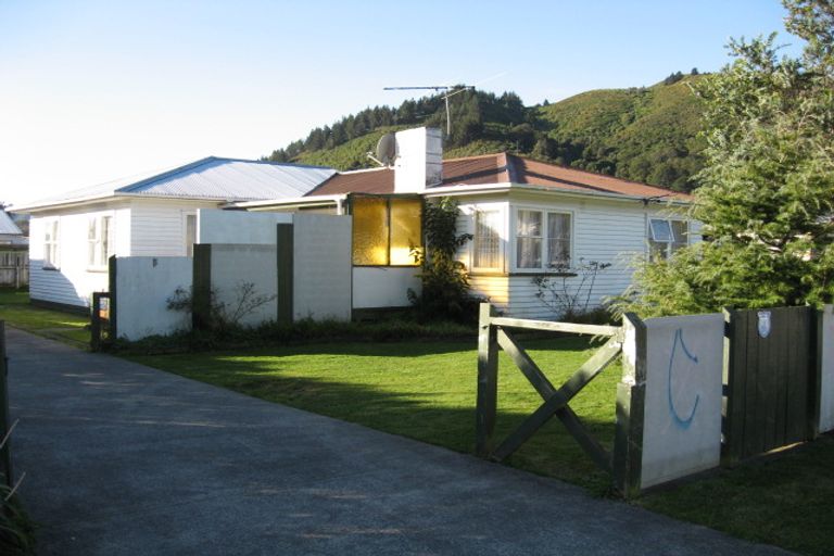 Photo of property in 3 Petrie Street, Wainuiomata, Lower Hutt, 5014