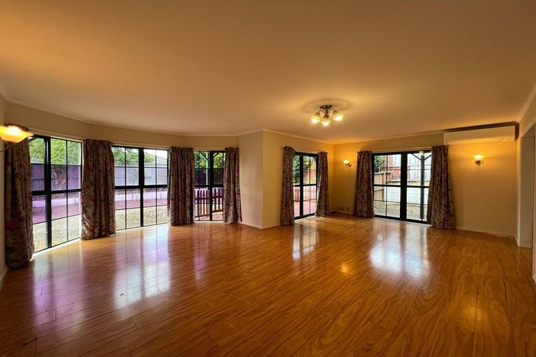 Photo of property in 2/41 Simmental Crescent, Somerville, Auckland, 2014