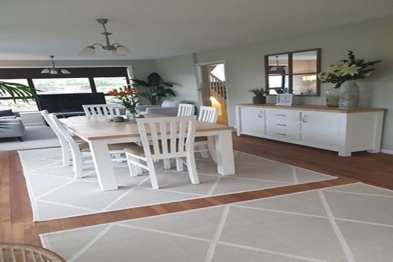 Photo of property in 76 Mount Pleasant Road, Mount Pleasant, Christchurch, 8081