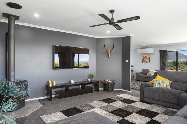 Photo of property in 17 Kahurangi Drive, Rangatira Park, Taupo, 3330