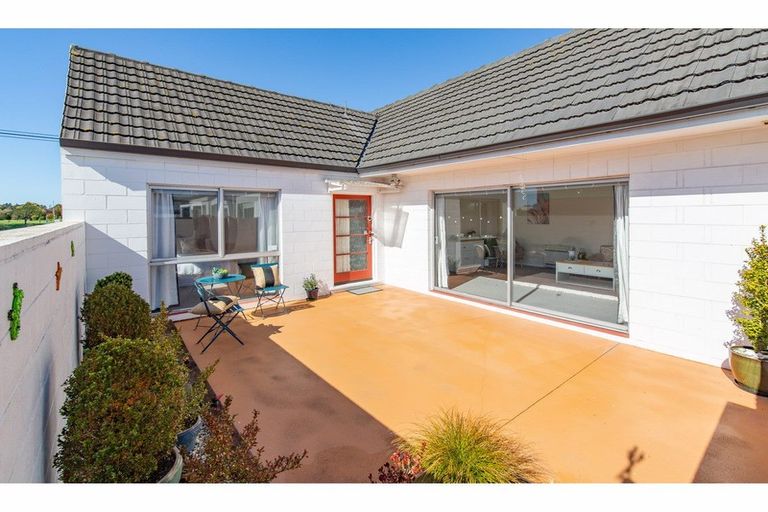 Photo of property in 1/239 New Brighton Road, Burwood, Christchurch, 8061