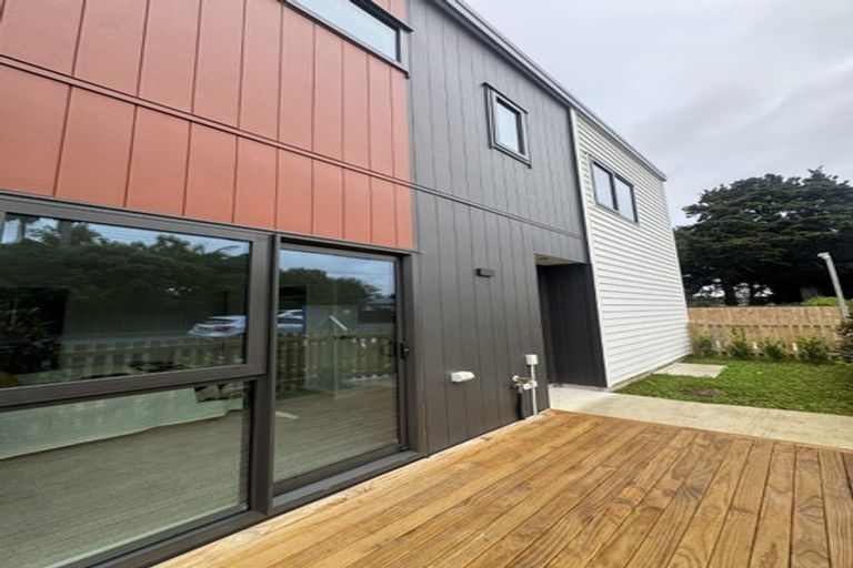 Photo of property in 12a Smiths Avenue, Papakura, 2110