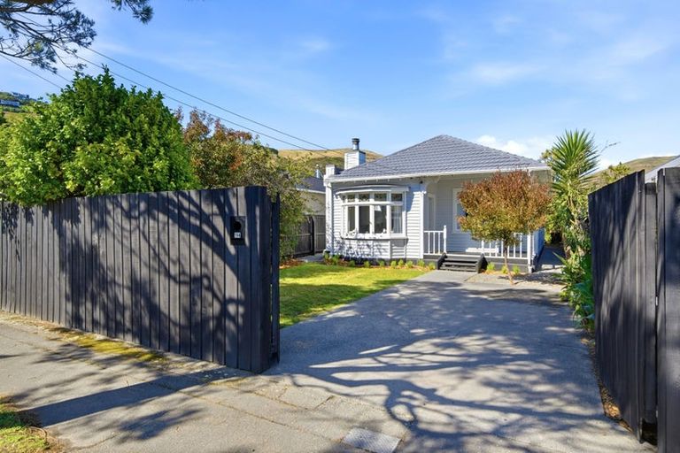 Photo of property in 114 Nayland Street, Sumner, Christchurch, 8081