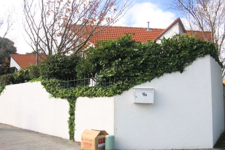 Photo of property in 4 Bloomfield Terrace, Hutt Central, Lower Hutt, 5010