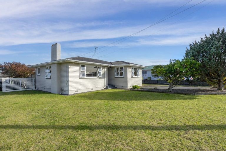 Photo of property in 12 Murch Place, Tawhero, Whanganui, 4500
