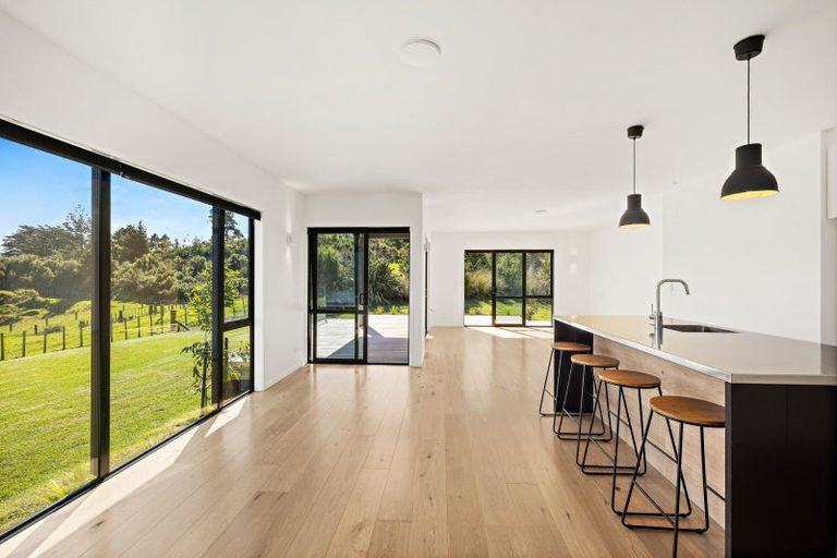 Photo of property in 571 Pakiri Road, Leigh, 0985