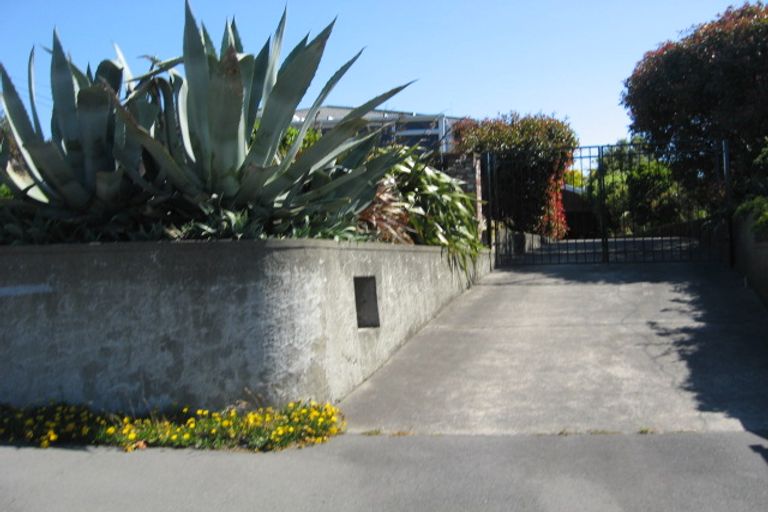 Photo of property in 239a Lake Terrace Road, Shirley, Christchurch, 8061