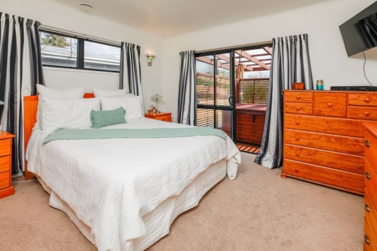 Photo of property in 32 Thomson Avenue, Dinsdale, Hamilton, 3204