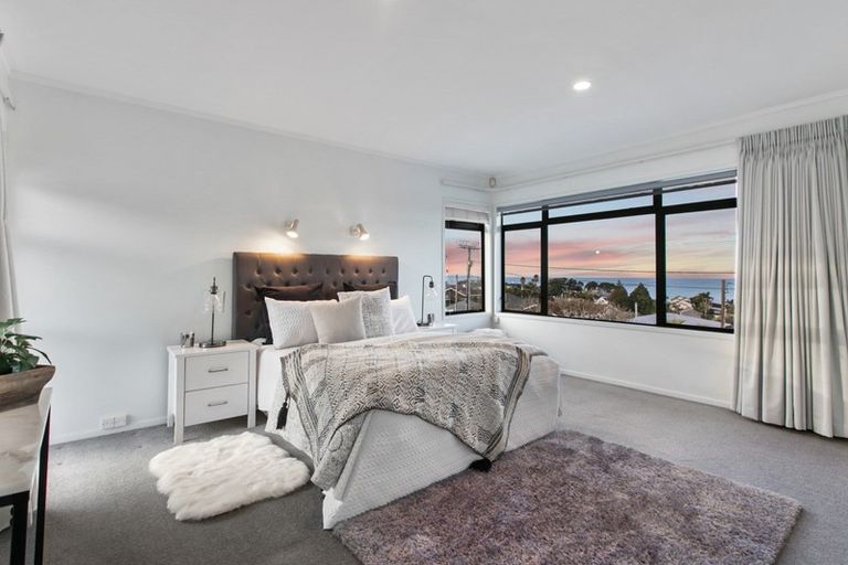 Photo of property in 68 Gulf View Road, Murrays Bay, Auckland, 0630