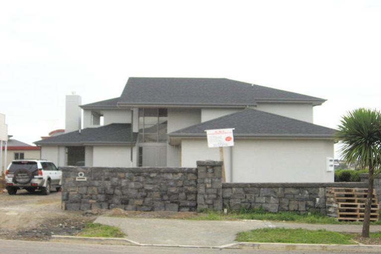 Photo of property in 11 Compass Way, Half Moon Bay, Auckland, 2012