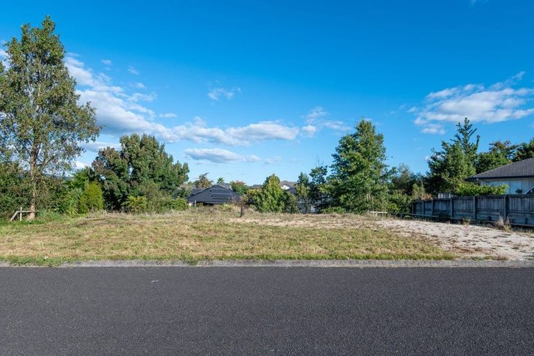 Photo of property in 100 Rimuvale Street, Pukehangi, Rotorua, 3015