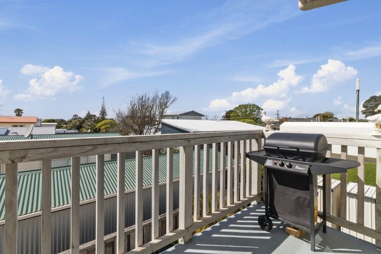 Photo of property in 4/5 Brighton Road, Waihi Beach, 3611