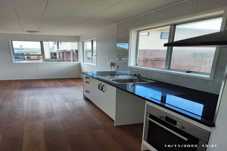 Photo of property in 7 Astral Place, Clover Park, Auckland, 2019