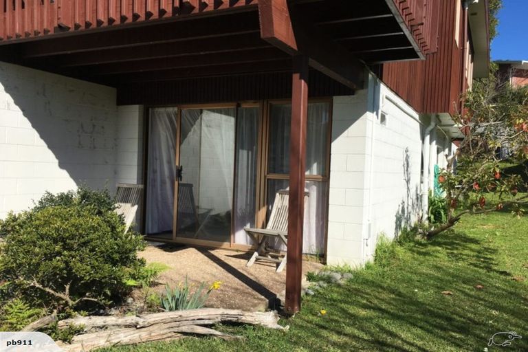 Photo of property in 64 Mayfair Crescent, Mairangi Bay, Auckland, 0630