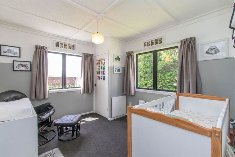 Photo of property in 622 Mountain Road, Lepperton, New Plymouth, 4373