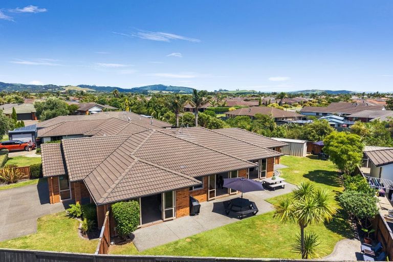 Photo of property in 14 Carrington Drive, Papamoa Beach, Papamoa, 3118