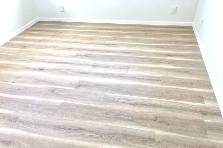 Photo of property in 87 Stapleford Crescent, Browns Bay, Auckland, 0630