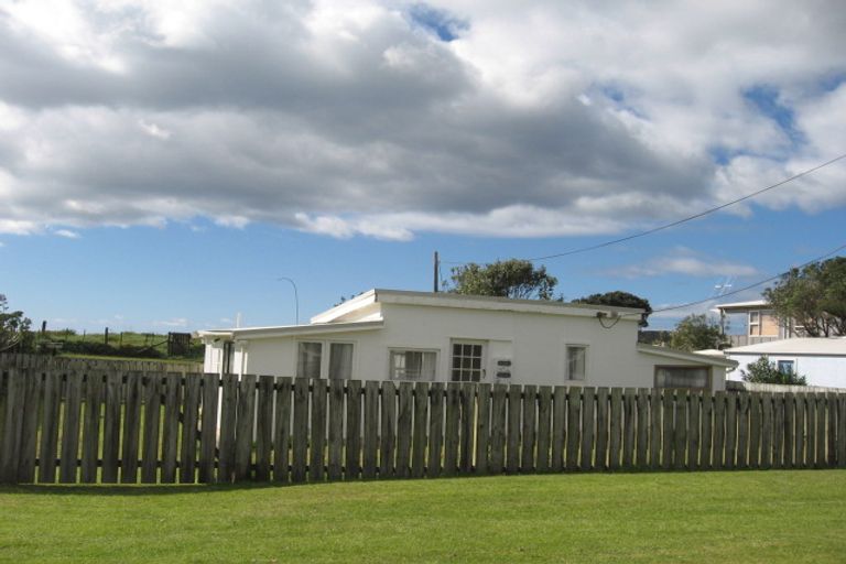 Photo of property in 14 Hall Road, Pataua North, Parua Bay, 0175