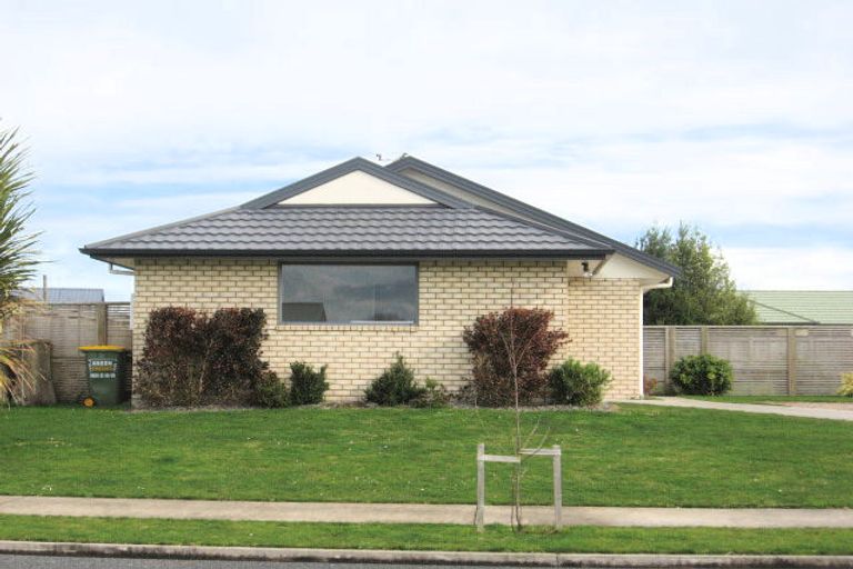 Photo of property in 11 Aldona Place, Fairview Downs, Hamilton, 3214