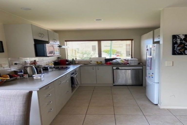 Photo of property in 24 Puma Drive, Golflands, Auckland, 2013