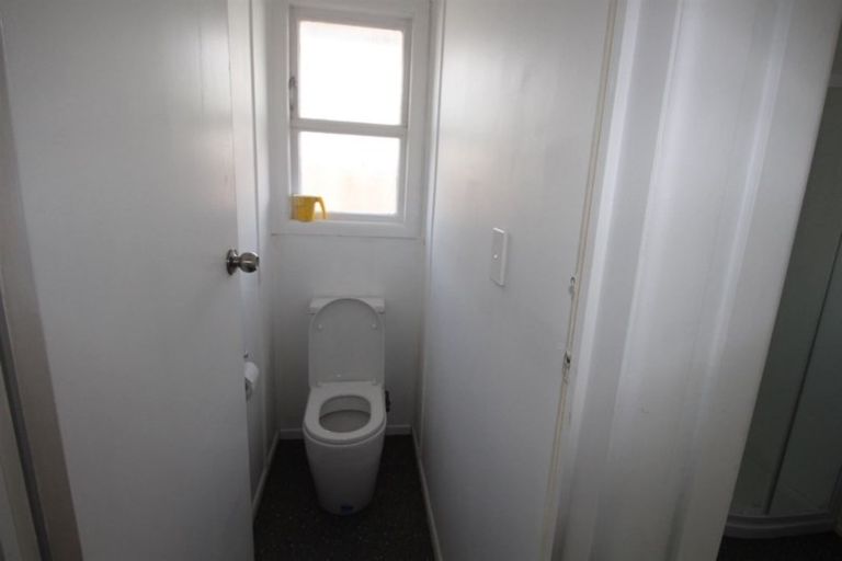 Photo of property in 22 Tarapunga Place, Tokoroa, 3420