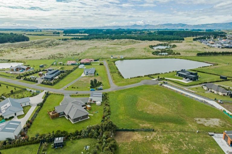 Photo of property in 10 Carex Grove, Foxton Beach, Foxton, 4815