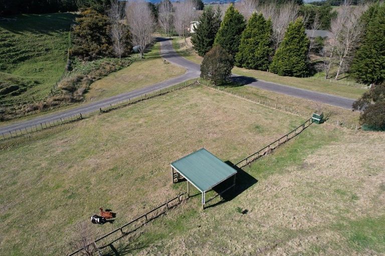 Photo of property in 13 Holly Way, Manakau, 5573