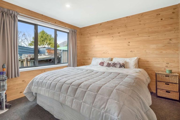 Photo of property in 5 Ryton Place, Lake Coleridge, 7572