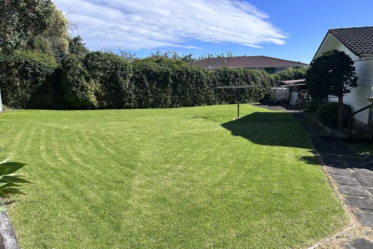 Photo of property in 33b Beach Road, Te Atatu Peninsula, Auckland, 0610