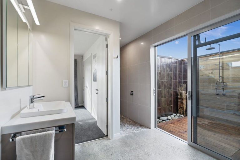 Photo of property in 13 Capstone Place, Te Kamo, Kamo, 0185