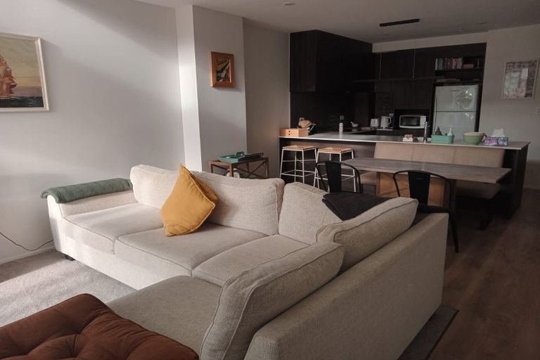 Photo of property in 10/18 Karengo Street, Long Bay, Auckland, 0630