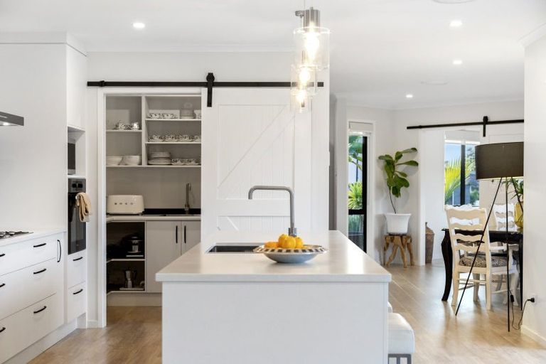 Photo of property in 14 Catherine Mclean Road, Pukekohe, 2120