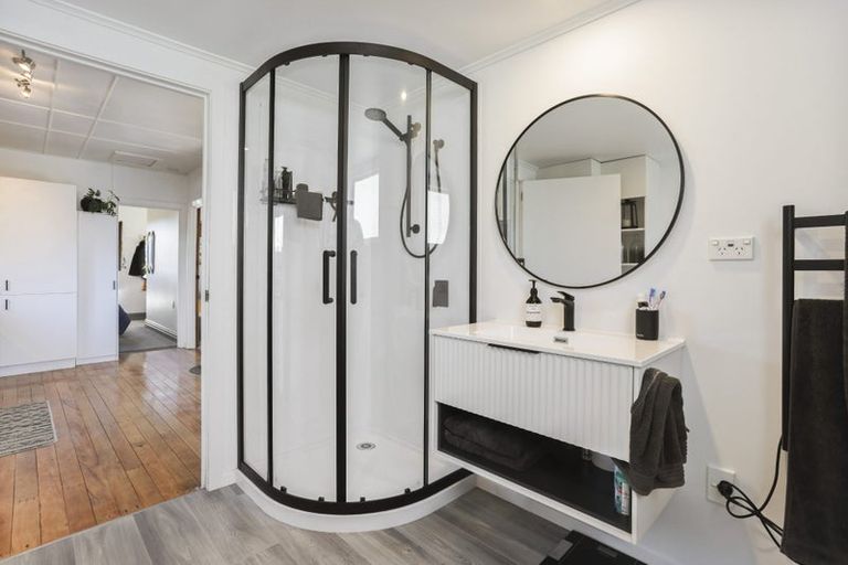 Photo of property in 178a High Street, Oxford, 7430