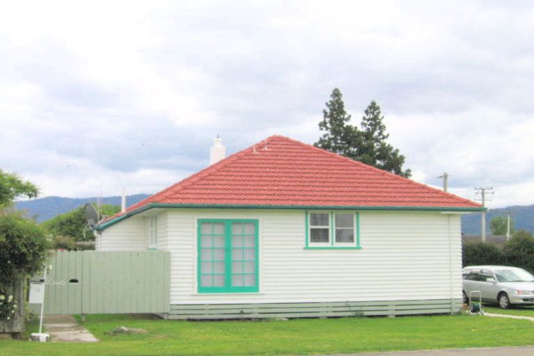 Photo of property in 1a Clive Road, Katikati, 3129
