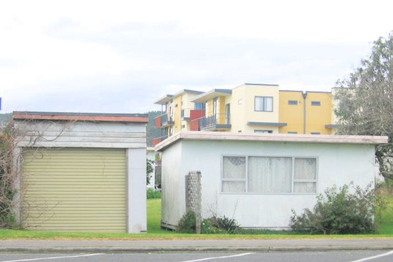Photo of property in 106 Lincoln Road, Whangamata, 3620