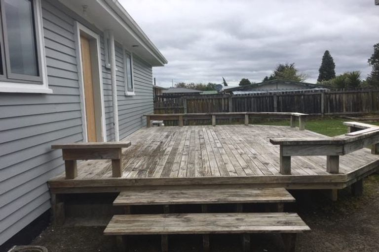 Photo of property in 8 Park Road, Western Heights, Rotorua, 3015