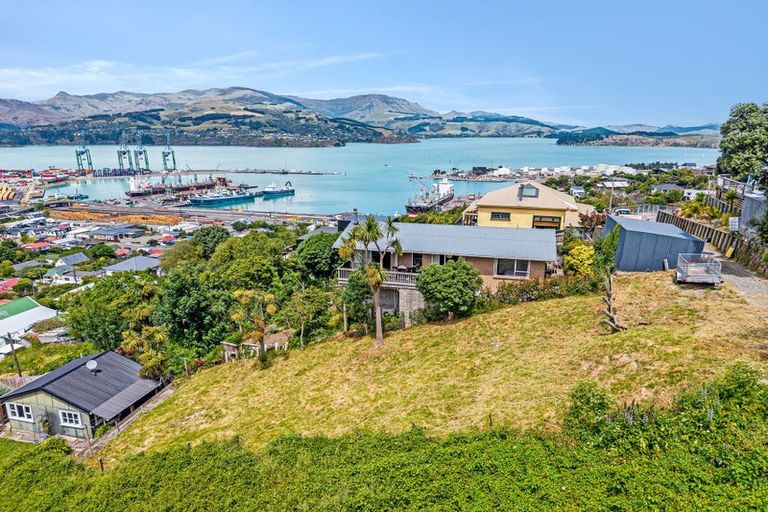 Photo of property in 6 Shackleton Terrace, Lyttelton, 8082