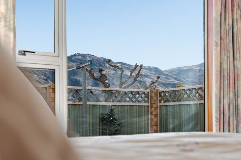 Photo of property in 39 Hazlett Street, Clyde, 9330