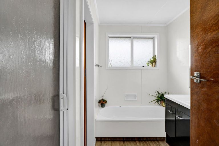 Photo of property in 8a Tybalt Street, Stratford, 4332