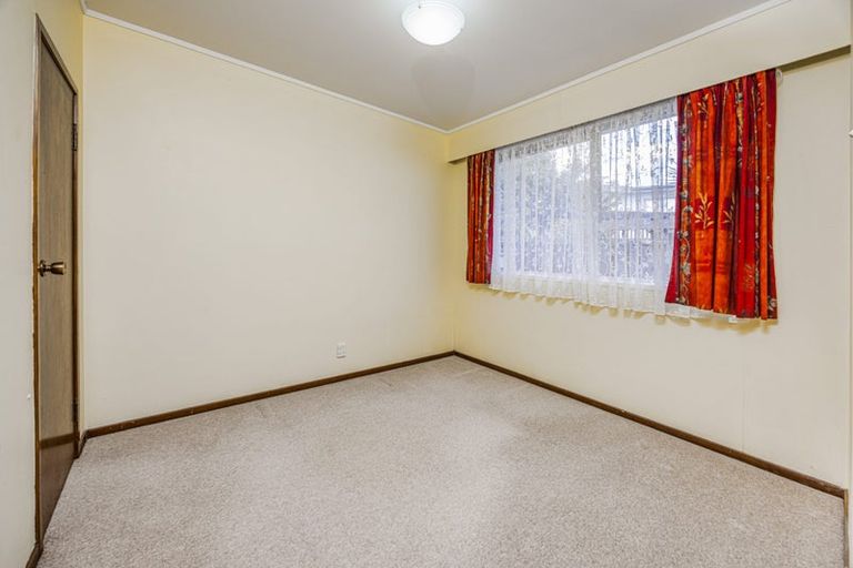 Photo of property in 2/25 Pulman Place, Clover Park, Auckland, 2019