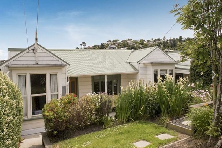 Photo of property in 37 Walter Street, The Glen, Dunedin, 9011