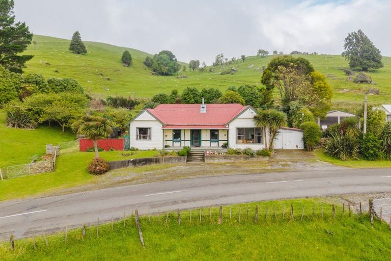 Photo of property in 2649 Pahiatua Pongaroa Road, Makuri, Pahiatua, 4989