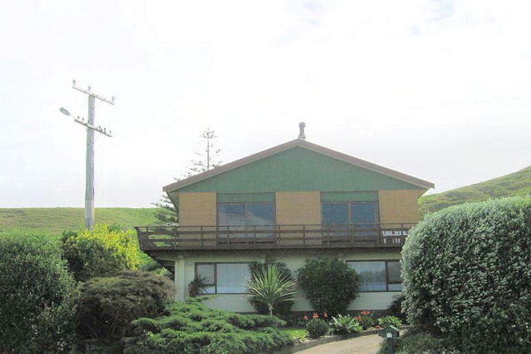 Photo of property in 82 Moana Road, Okitu, Gisborne, 4010