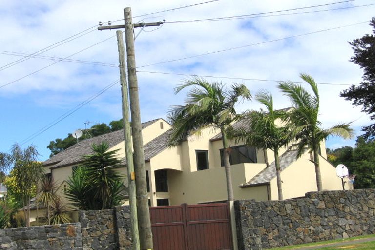 Photo of property in 16 Allendale Road, Mount Albert, Auckland, 1025